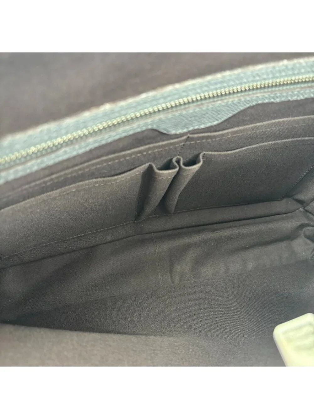 Louis Vuitton Super Taiga Vasili GM Business Bag Gray
